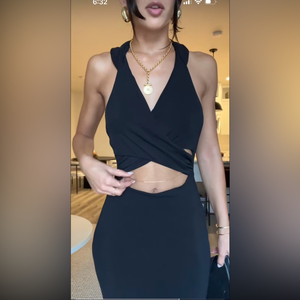 h:ours Black Maxi Dress with hood